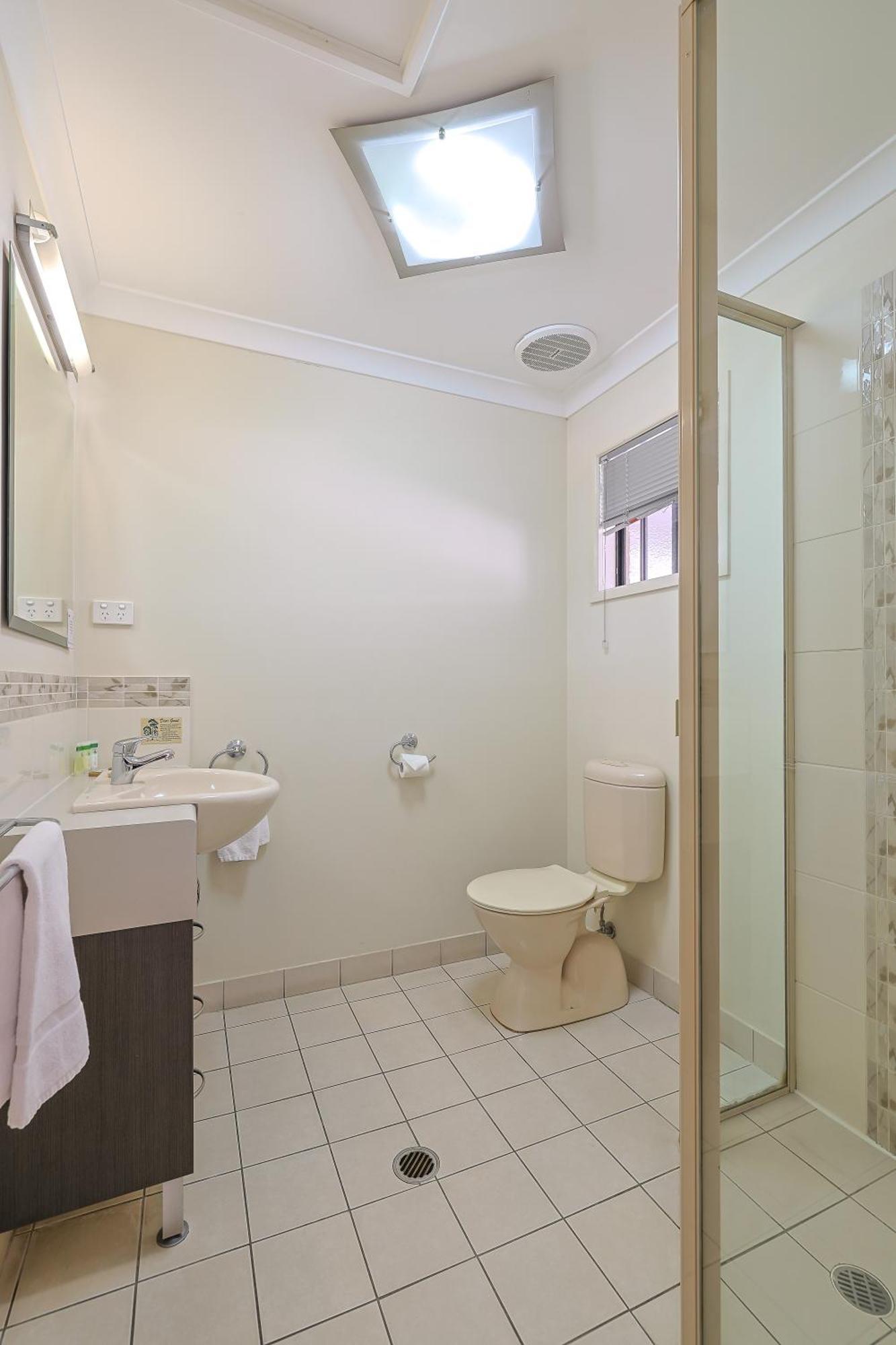 Emerald Central Palms Motel Экстерьер фото