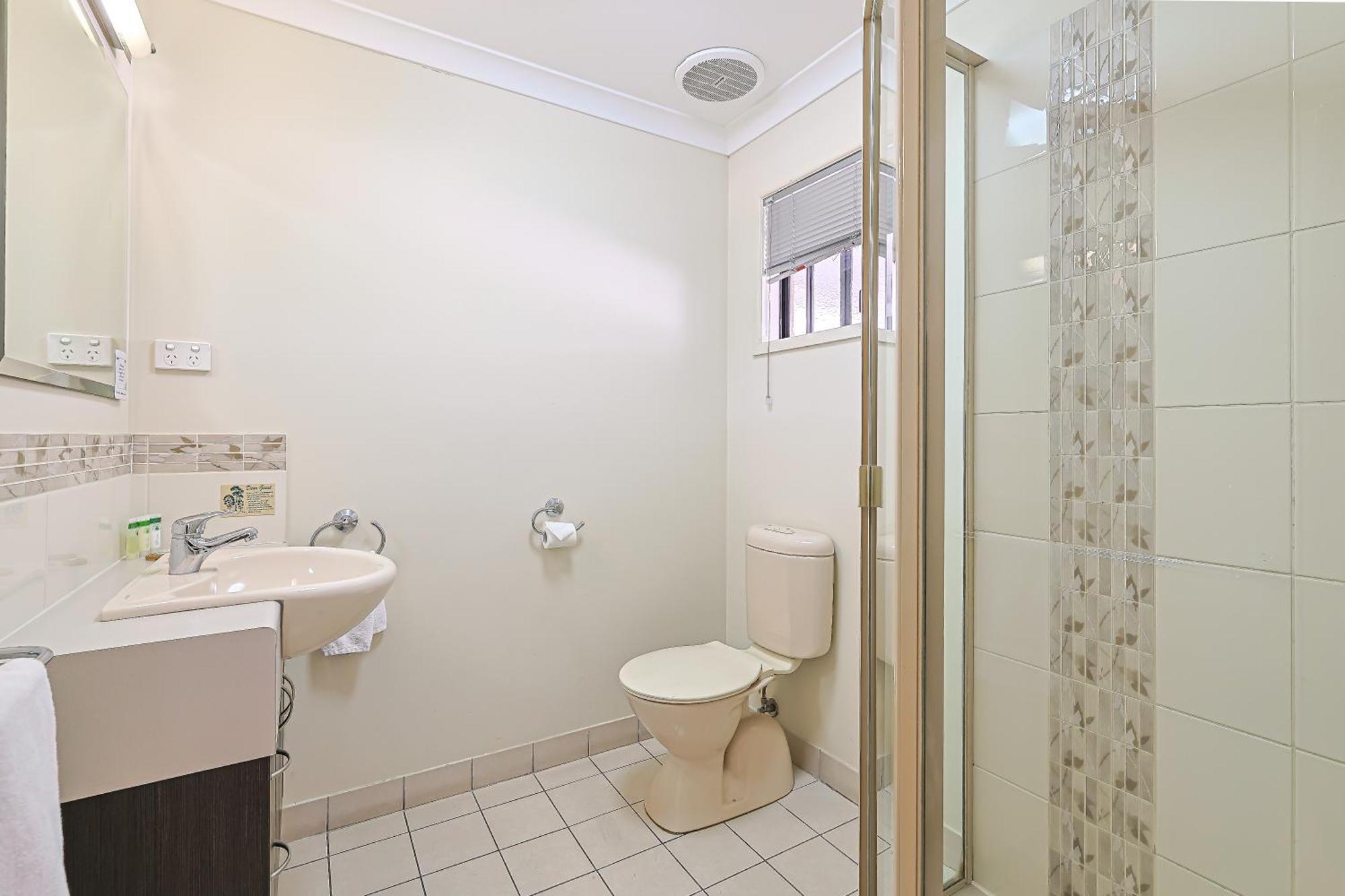 Emerald Central Palms Motel Экстерьер фото