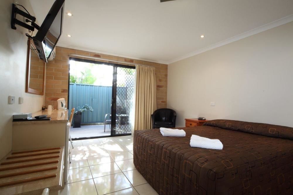 Emerald Central Palms Motel Экстерьер фото